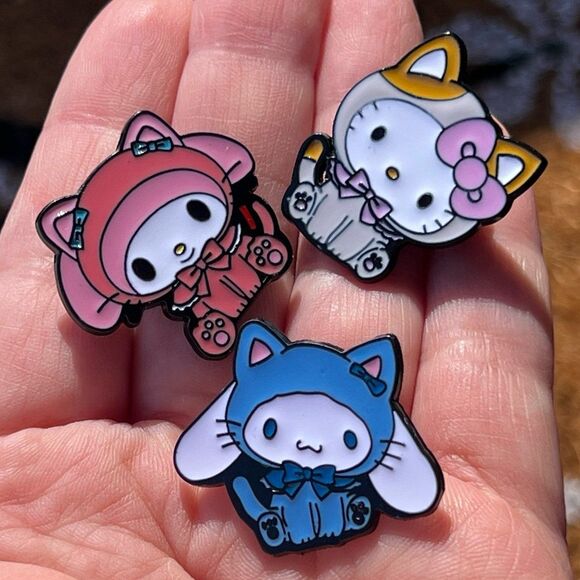 Set of 3 Sanrio Hello Kitty Cinnamoroll My Melody Kitty Costume Enamel Pins - Picture 1 of 7